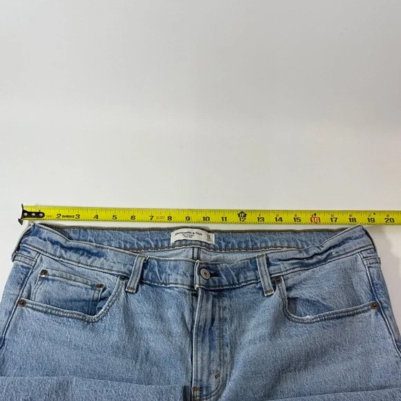 Abercrombie & Fitch Light Blue Women's The Straight Mid Rise - Picture 4 of 6